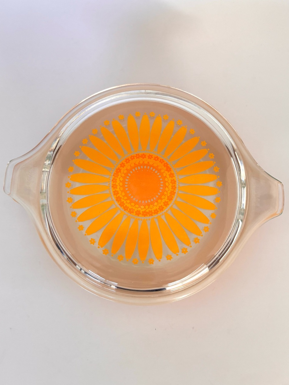 🌼 Vintage 70’s Pyrex Orange Daisy Casserole Dish with Glass Lid 🌼 - Picture 2 of 7